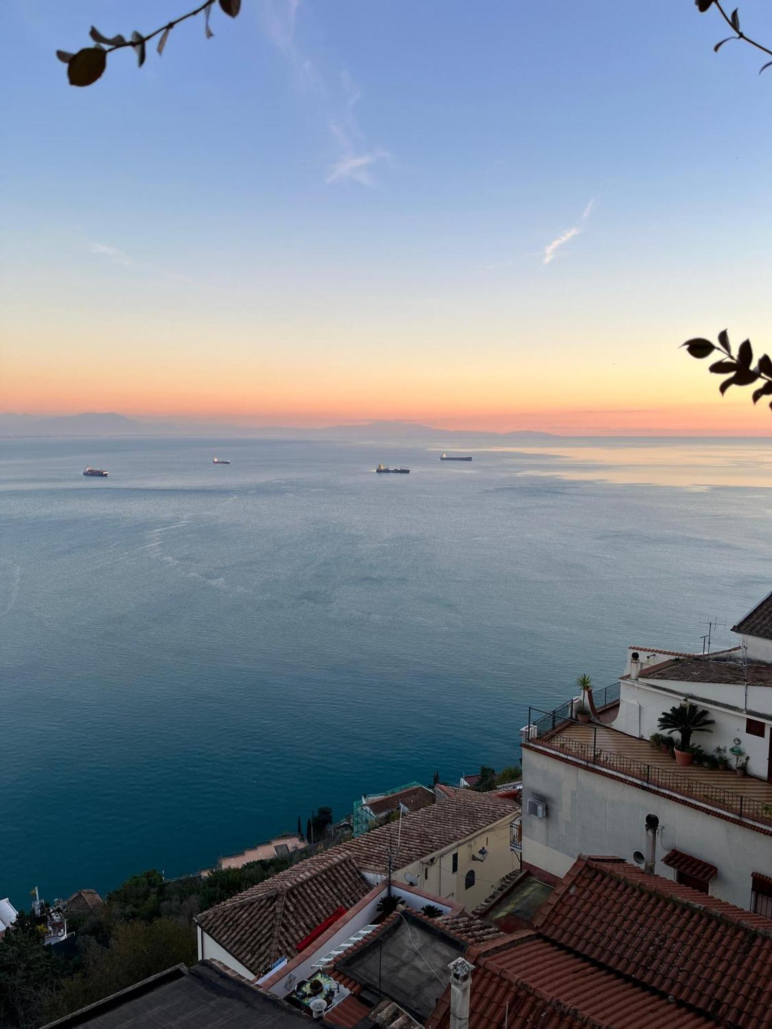 Dimora Carlo III Bed & Breakfast Vietri Bagian luar foto