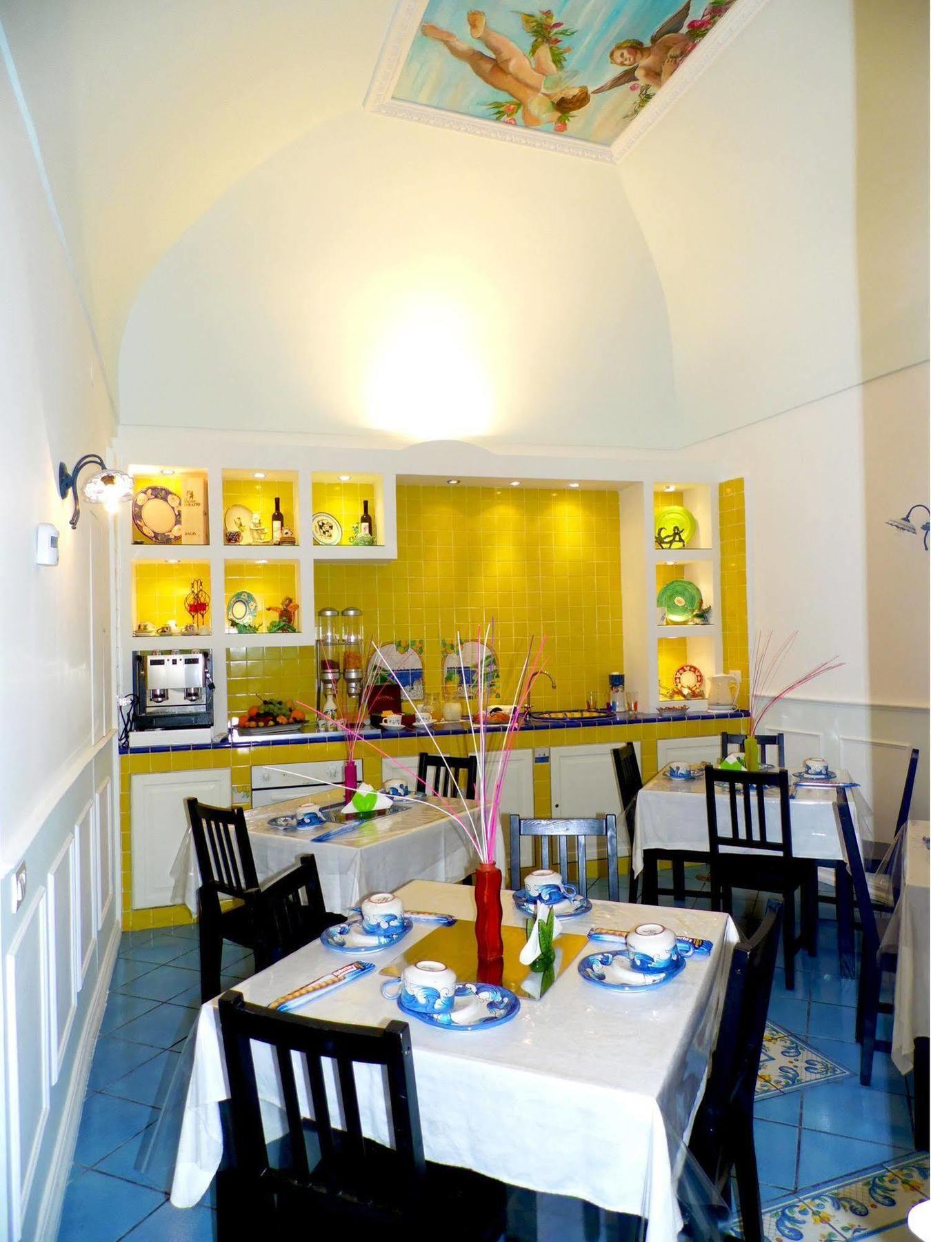 Dimora Carlo III Bed & Breakfast Vietri sul Mare Bagian luar foto